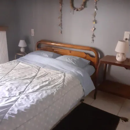 Pet Friendly Alexandras House Apartment *